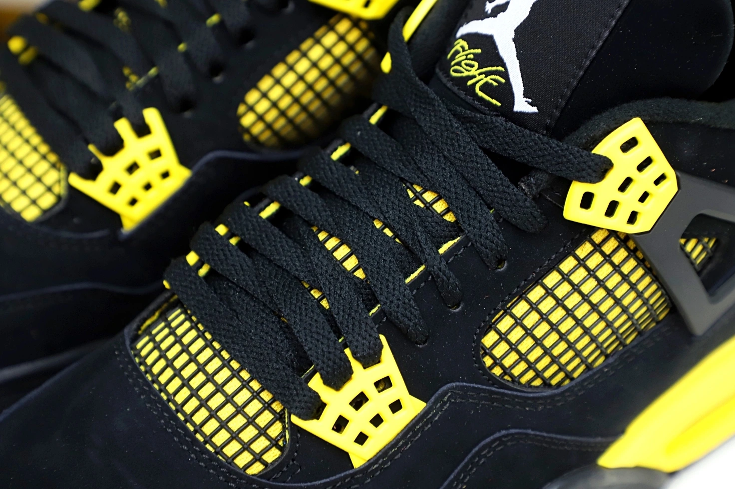 2023  Jordan Jordan4 thunder Air 0825